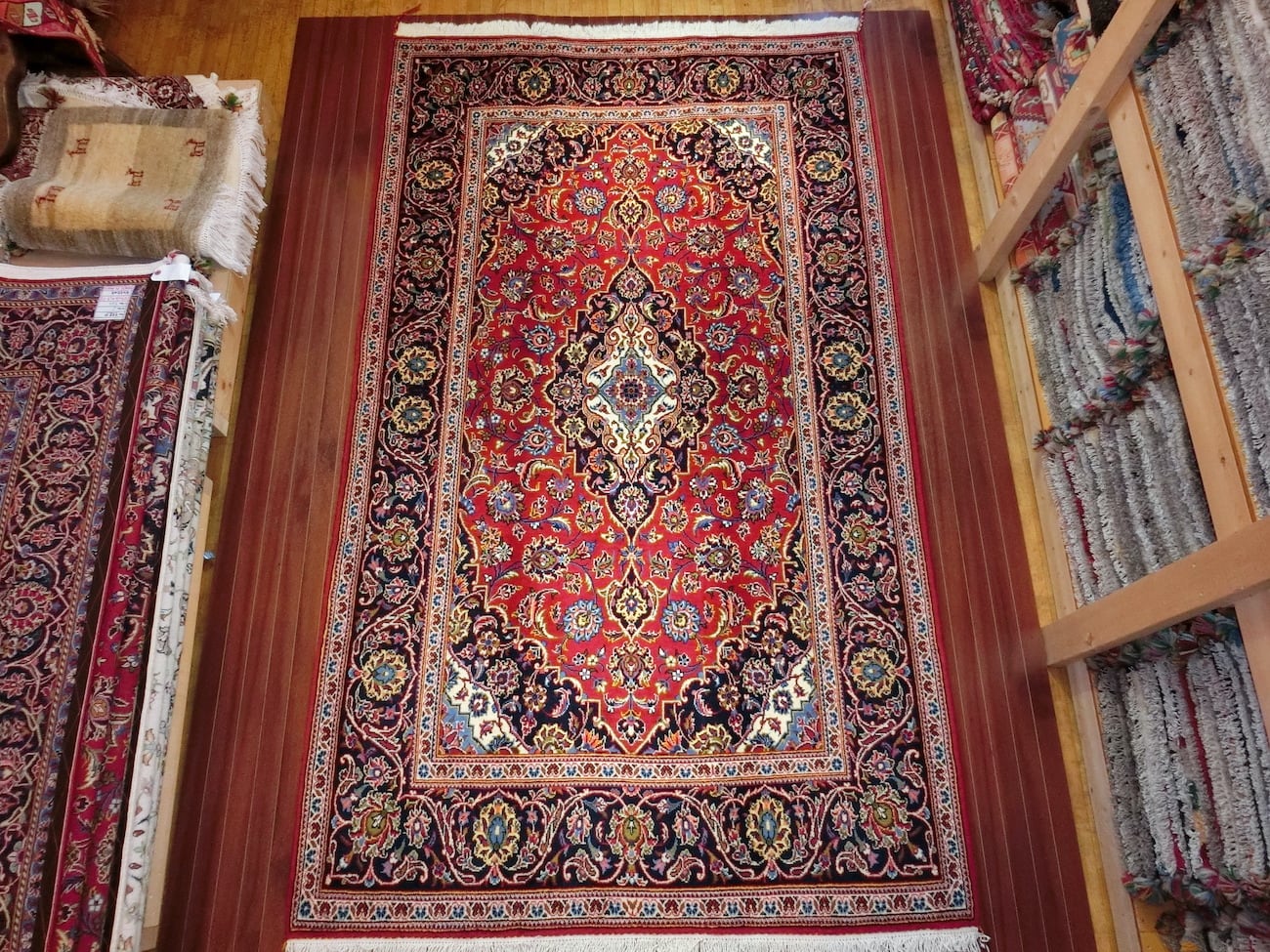 ペルシャ絨毯　手織り カーシャン産　【リビングサイズ】1544