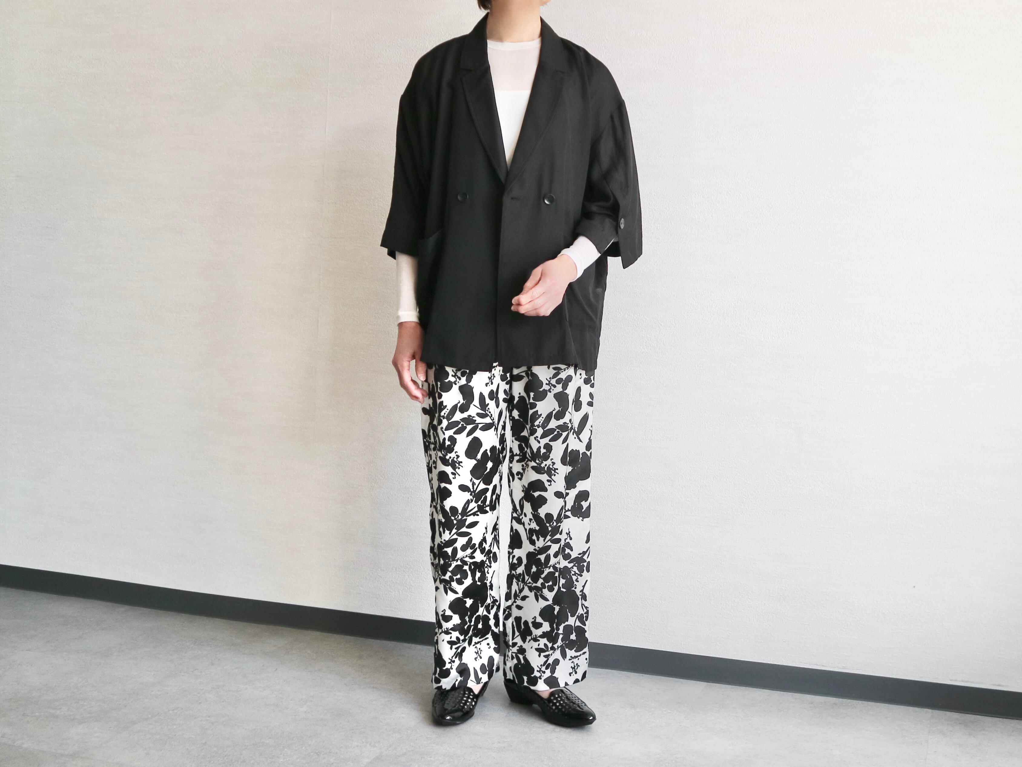 【boohoo】シームレス リブ ジップスルー ジャケット ※送関込 CHIGNON シニヨン】SLEEVE SLIT SHEER JACKET スリーブスリット