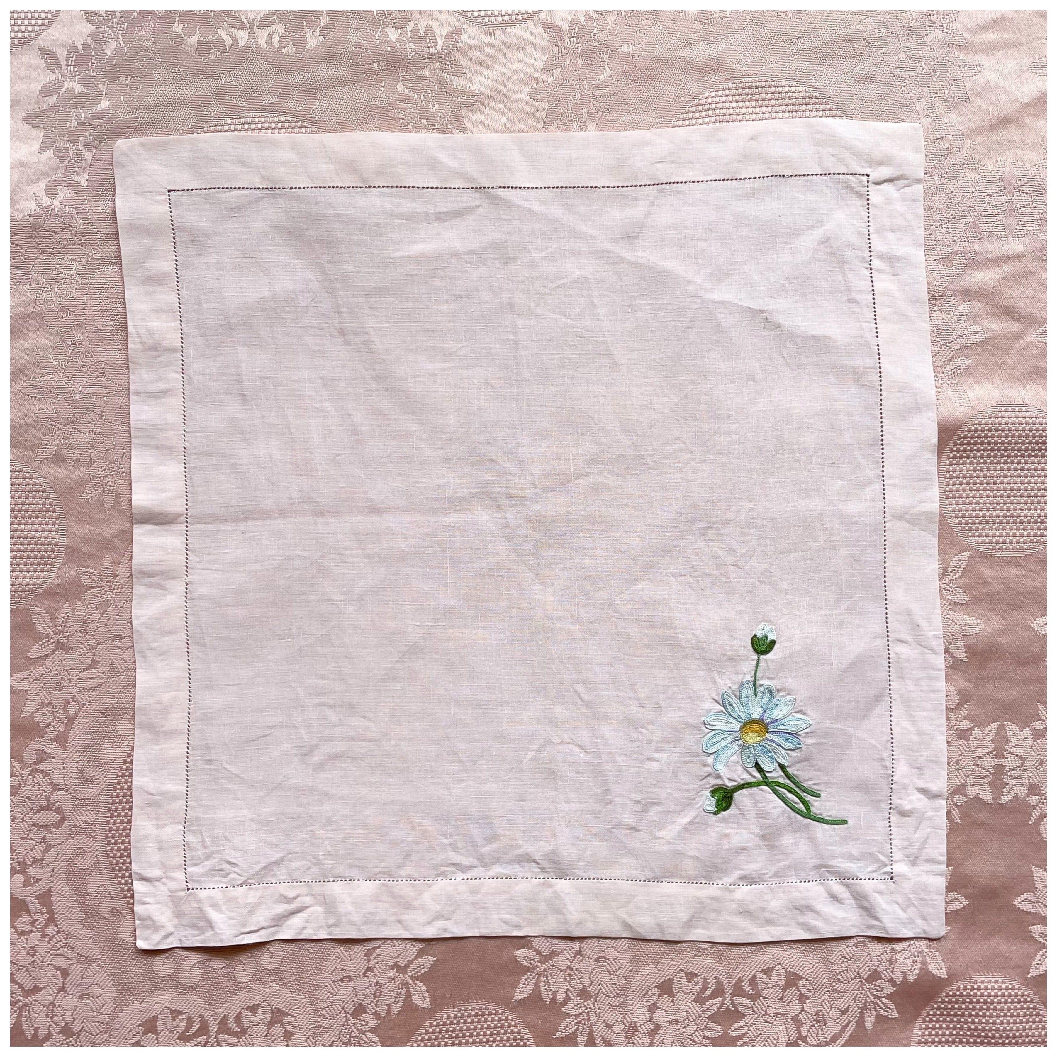 フランス買付 ヴィンテージ 刺繍クロス ティーナプキン ハンカチ ヘム