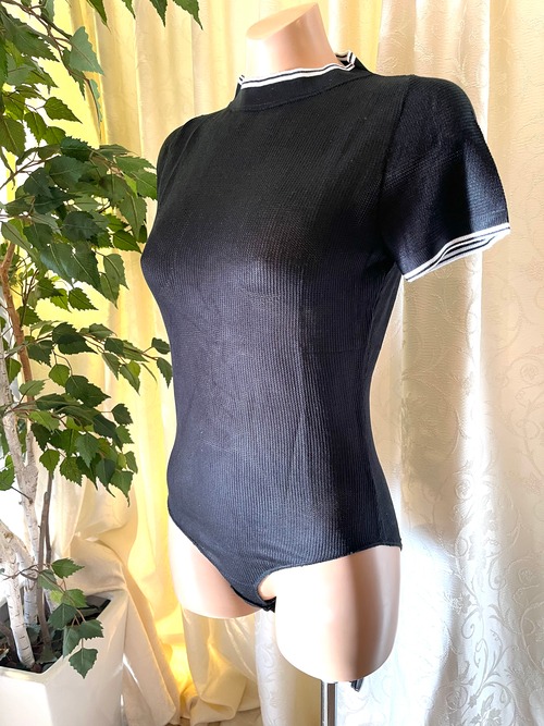 Oleg cassini ＜オレグカッシーニ＞    インナーニット　ショートスリーブBODY   ＜２色展開＞