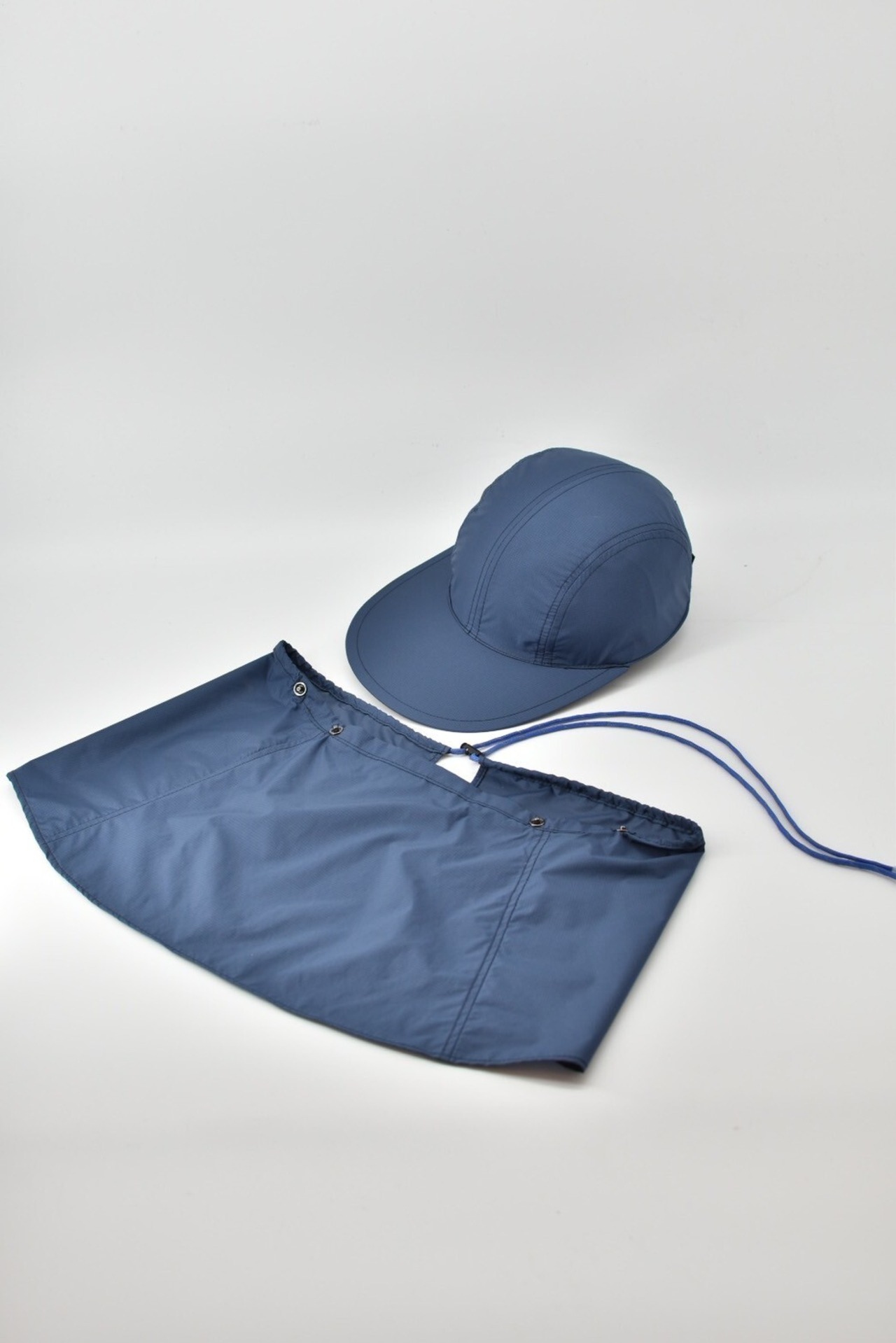 active Line. 4panel with shade