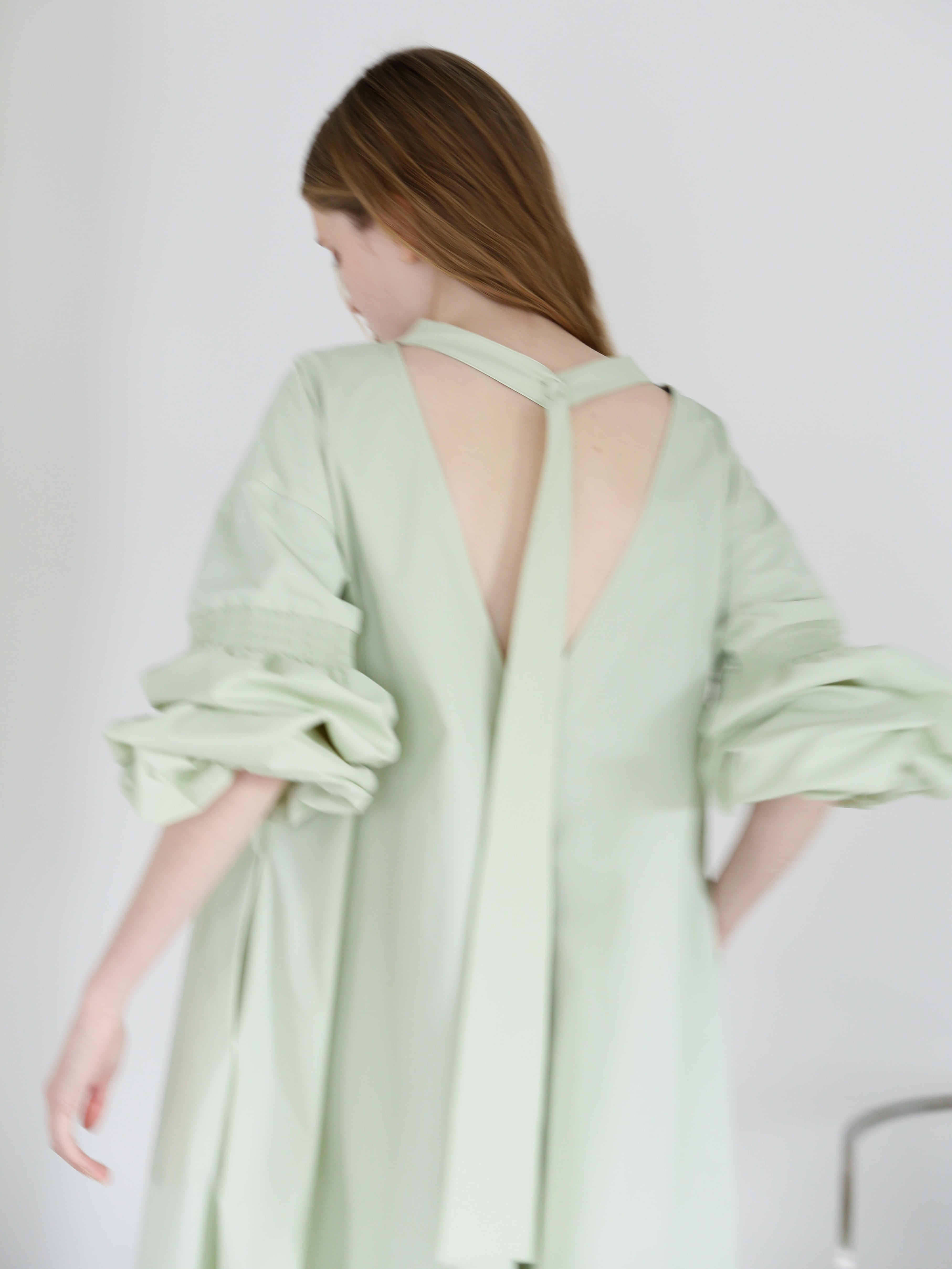 back open volume onepiece | Katrin TOKYO