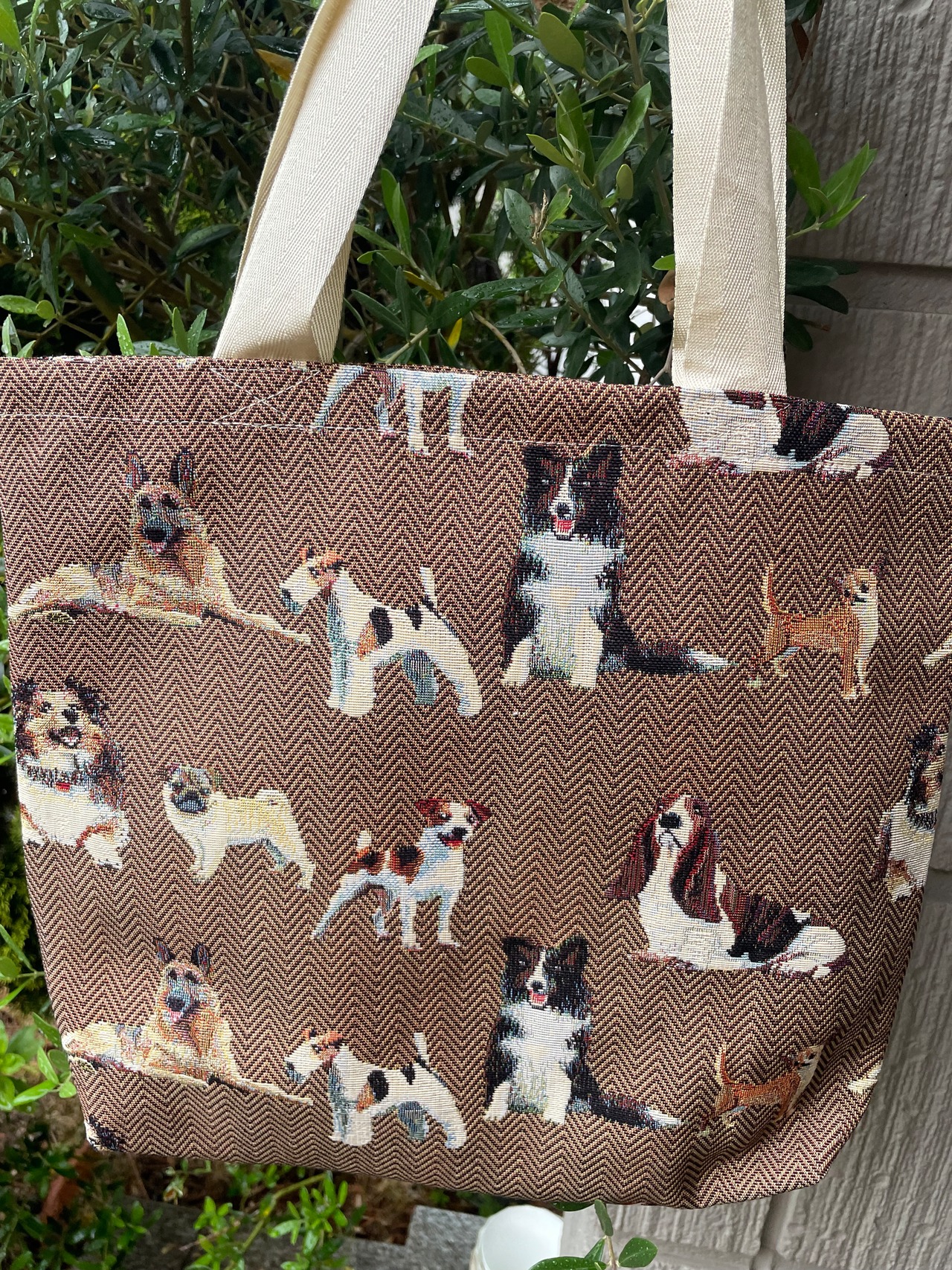 タペストリートートバッグ ウクライナ製  ブラウン　　犬　ドッグ柄 - 5