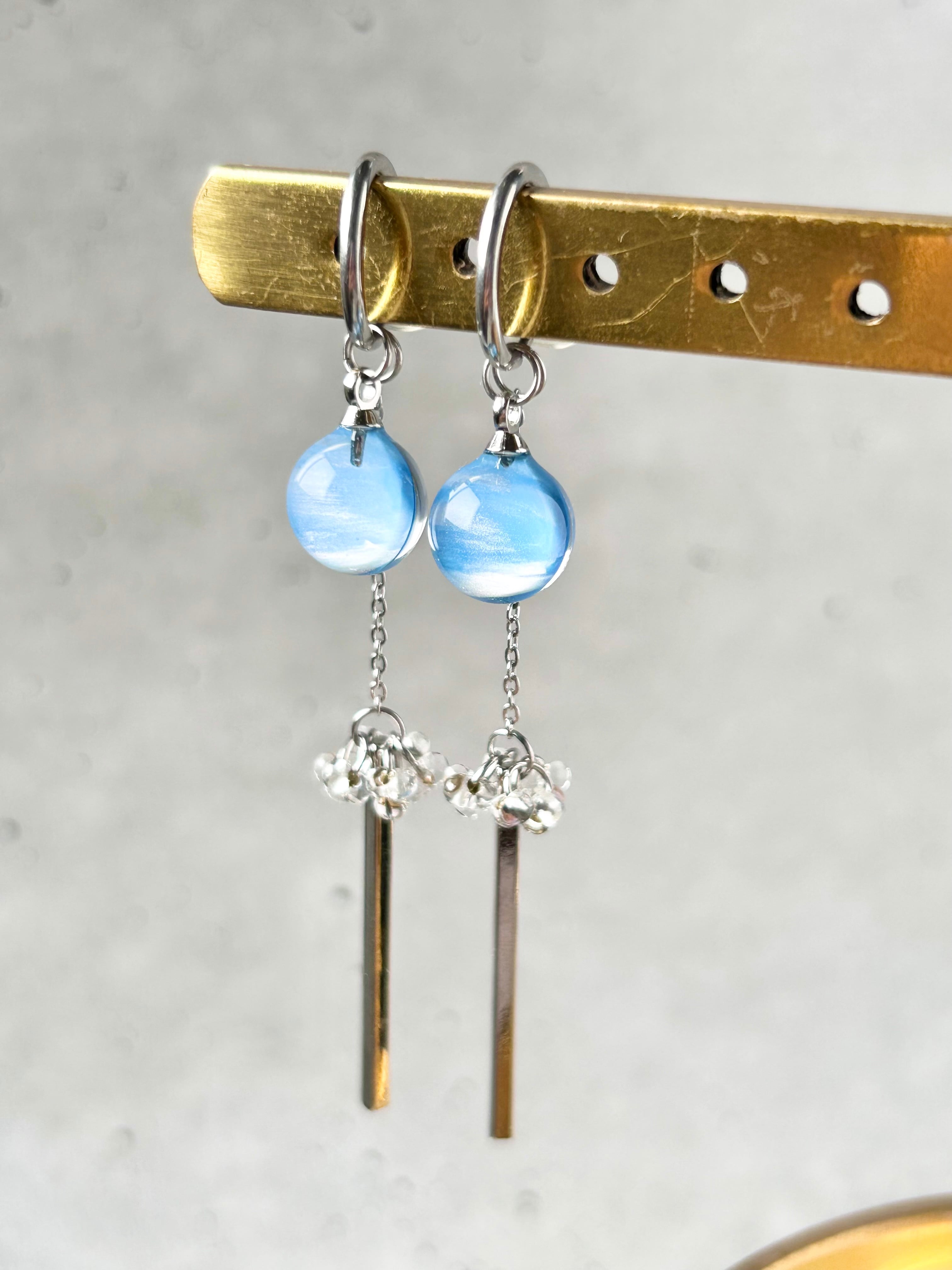 05 ハンドメイドピアス　そら様専用 □専用□ ピアス　ネックレス　青空　ブルーインパルス　ラウンド　雲レジン　雲　空　レジン　一点物　イヤリング　ハンドメイド