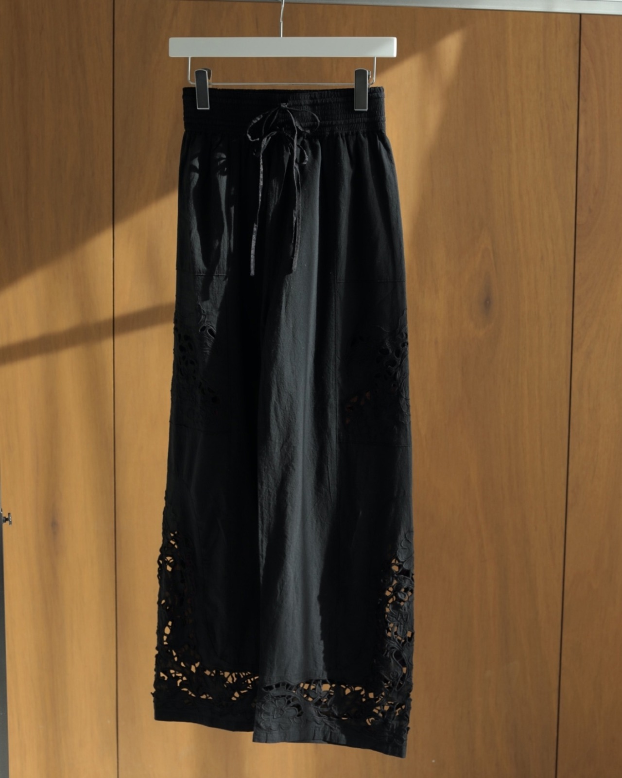 anuke(アンヌーク) Cutwork Lace Pants | サウスオレンジ｜メンズ 