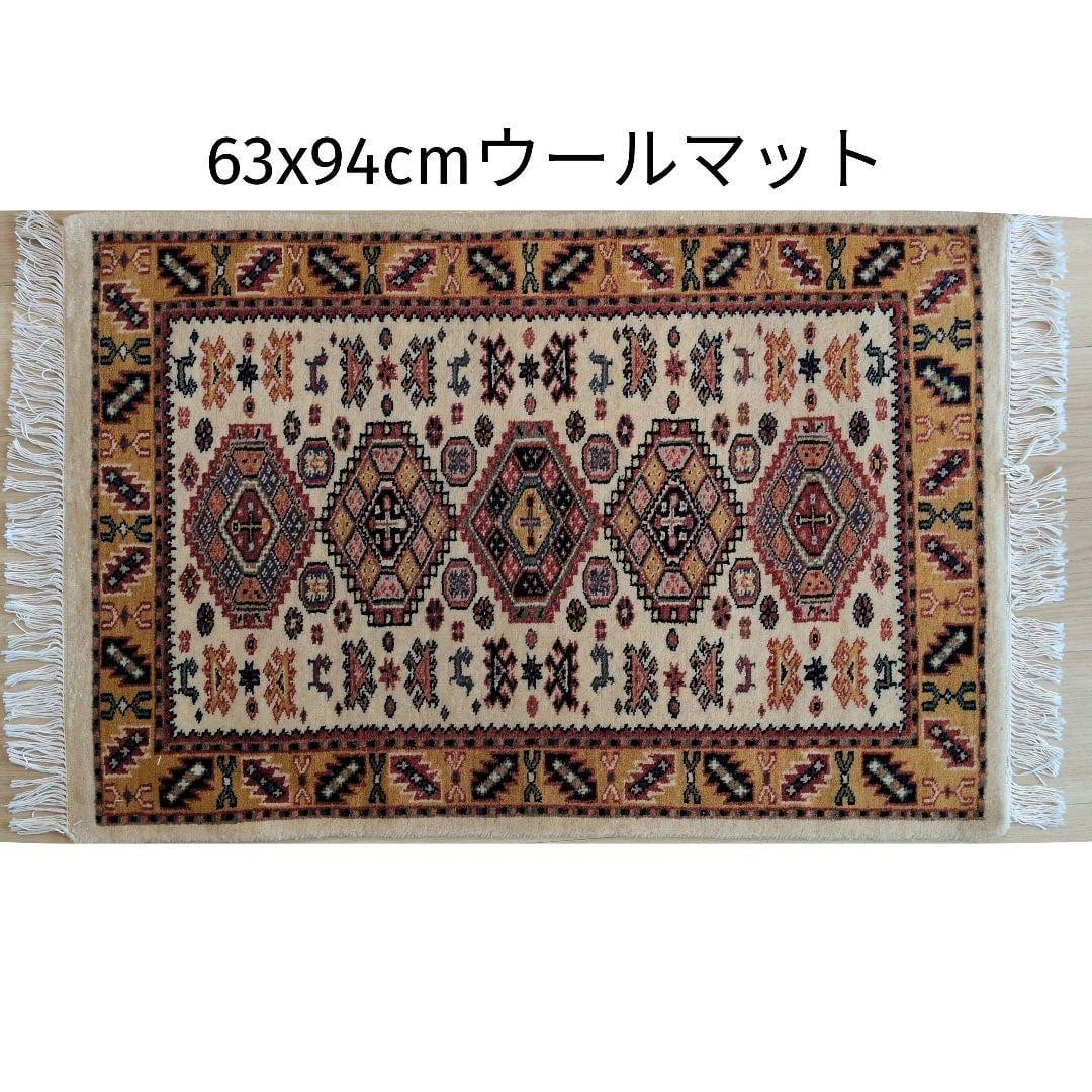 65x94cmパキスタン手織りシルク入マット(288)ギャッベ・ペルシャ 65x94cmパキスタン手織りシルク入マット(288)ギャッベ・ペルシャ