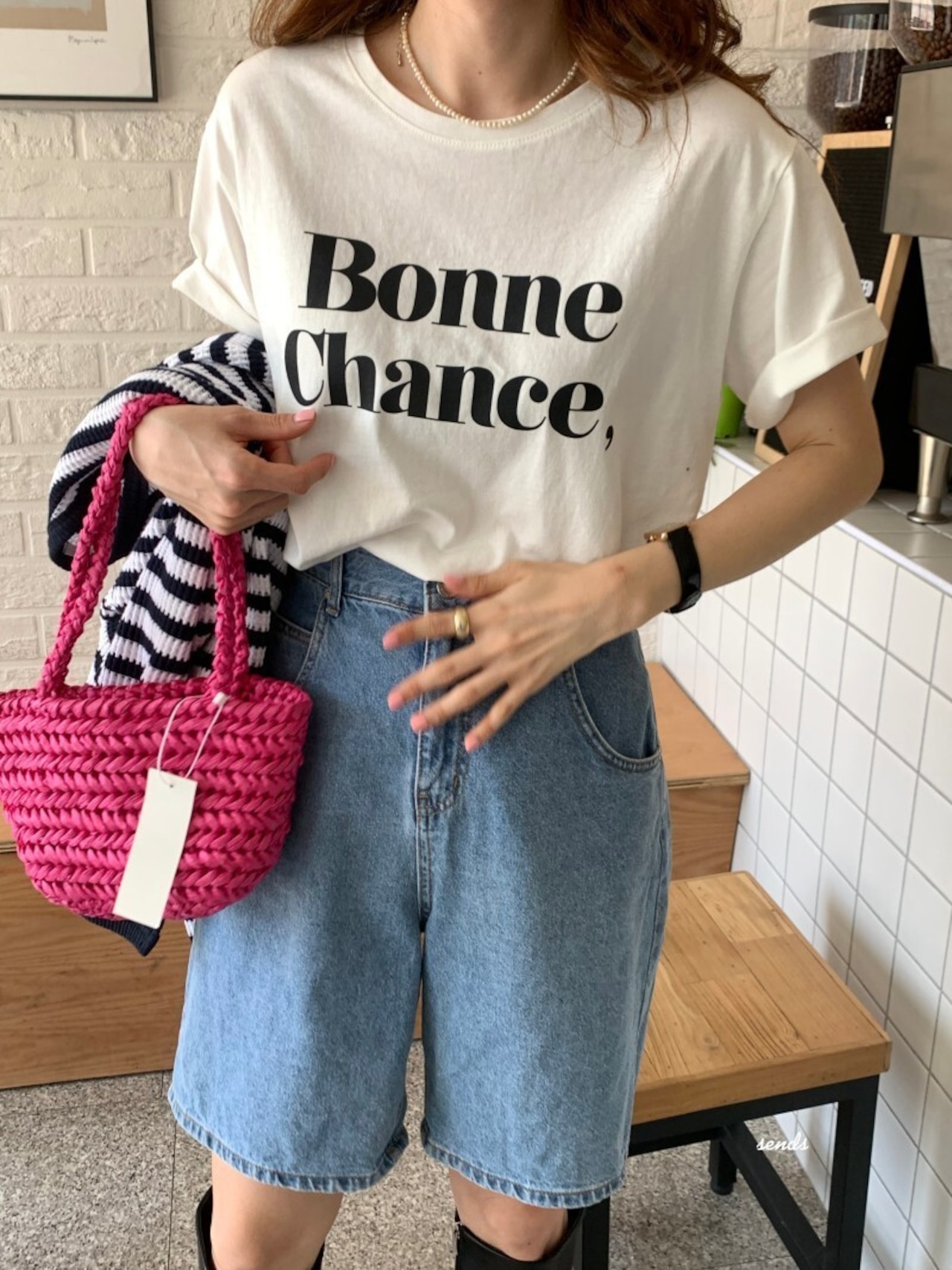 ロゴTシャツ D1376