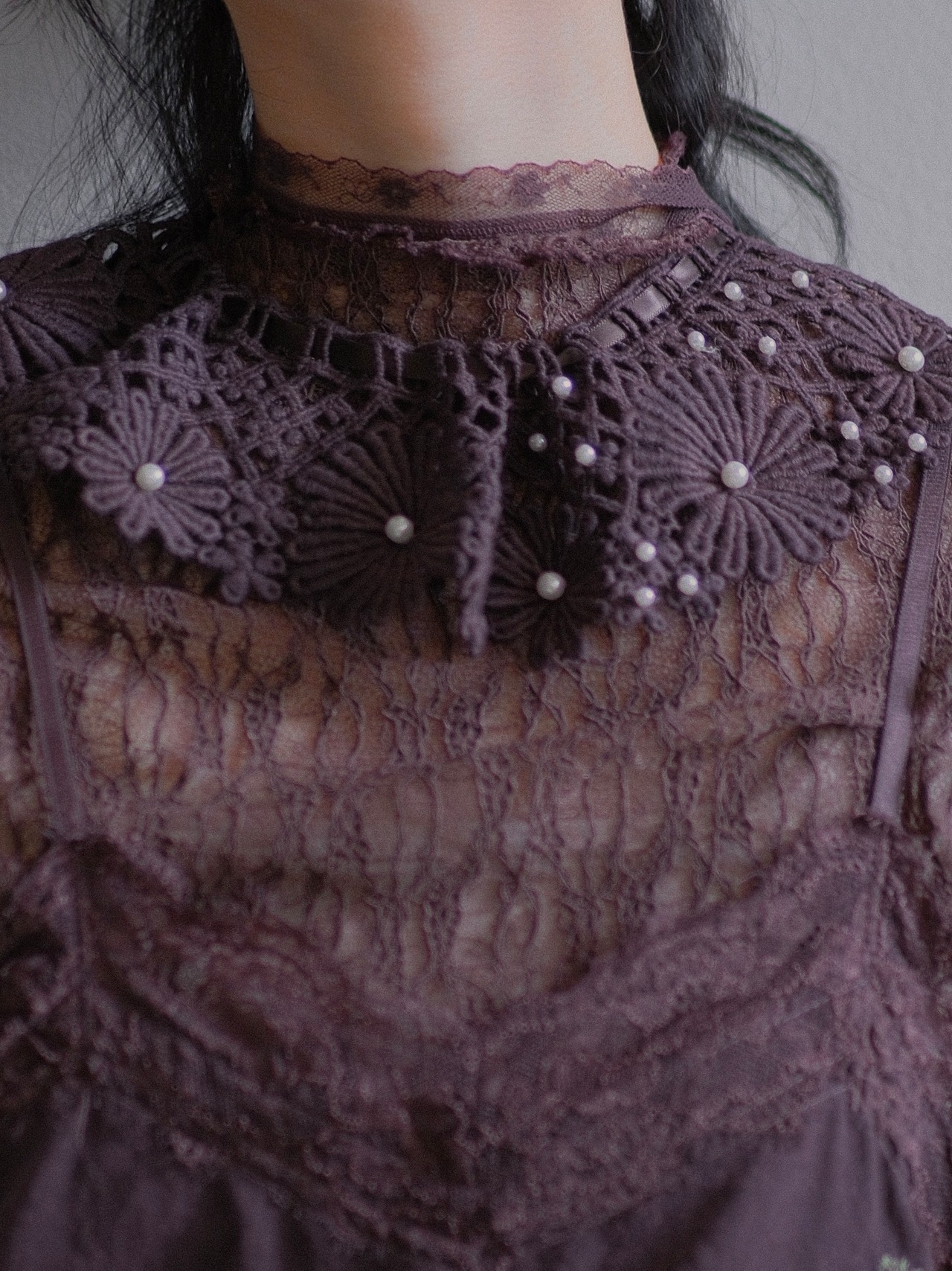 Floral Motif Lace Collar / BROWN - 1