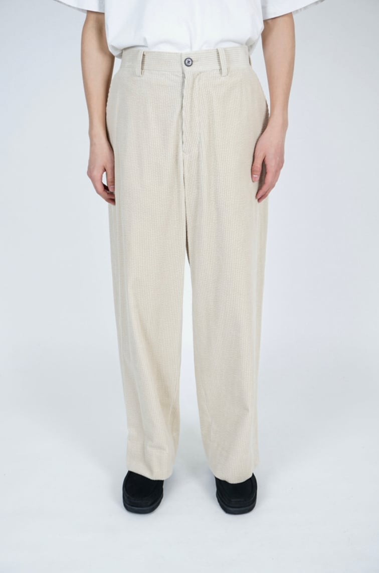 UNIVERSAL PRODUCTS. / PUFF CORDUROY PANTS | AfterSchool UNIVERSAL PRODUCTS. / PUFF CORDUROY PANTS | AfterSchool