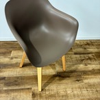 MAGIS SUBSTANCE armchair plywood legs SD5020 natural × beige grey マジス サブスタンス アームチェア レッグス ナチュラル × ベージュグレー デザイナーズ家具 保証あり【未使用品】【250サイズ】