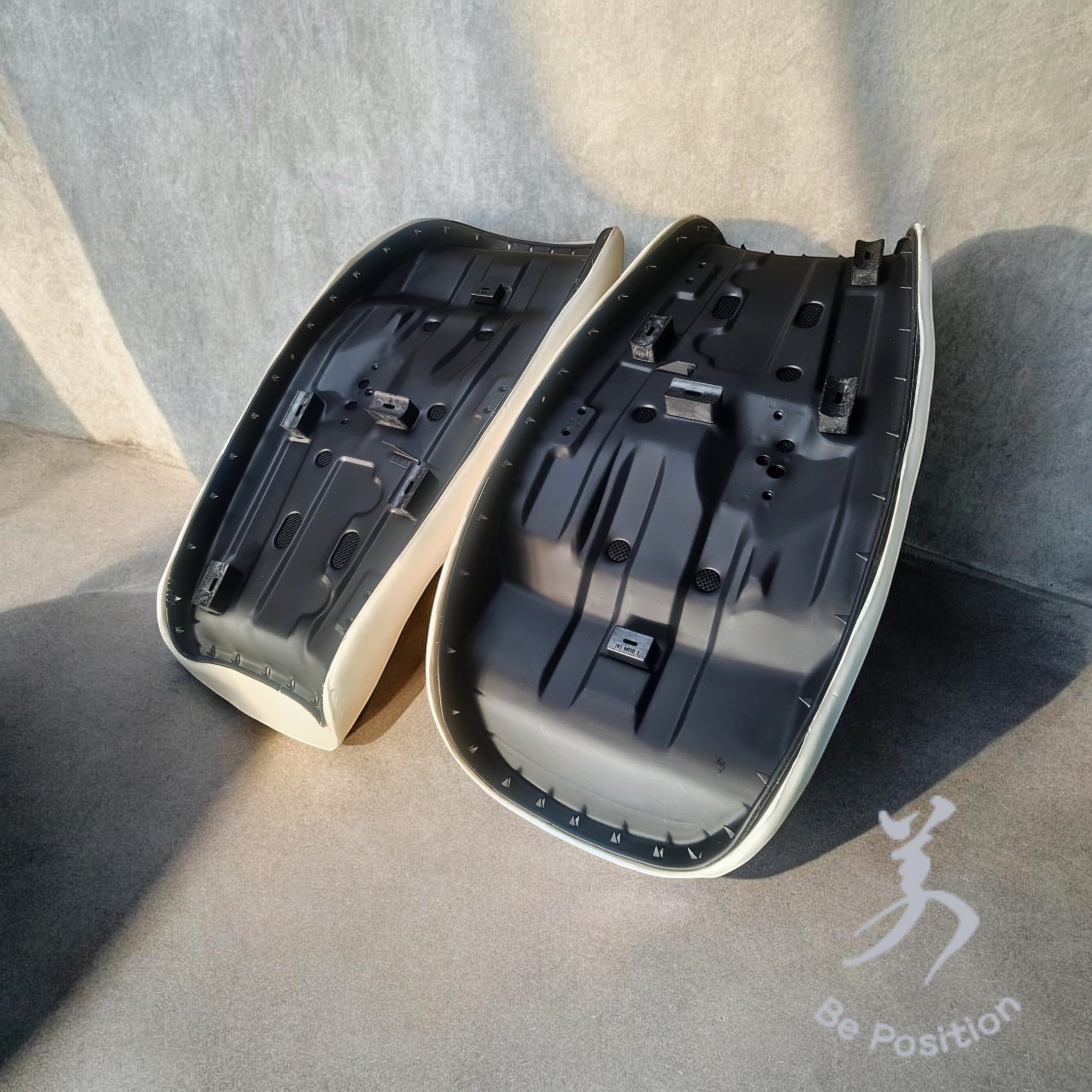 鞍元の鞍 Be-Position美 KuraSeat DoubleStitch 2nd Season Flat Black
