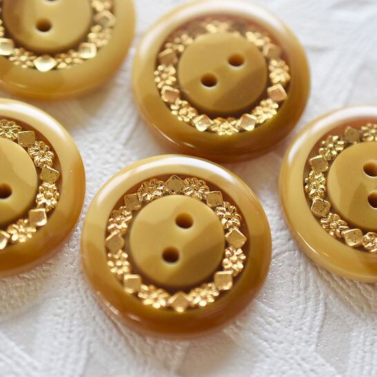 ゴールドリング×マスタードグラデーション2穴 23㎜