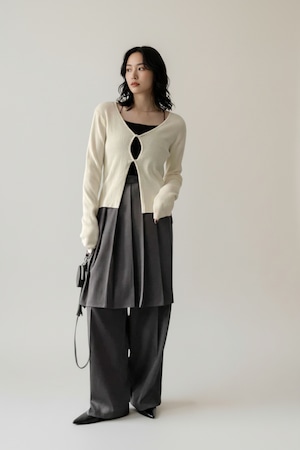 クールデザイントップス