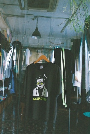 「MÄRCHEN」ボックスシルエット Tシャツ