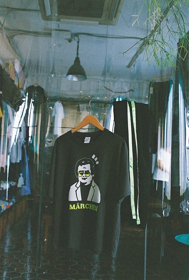 「MÄRCHEN」ボックスシルエット Tシャツ
