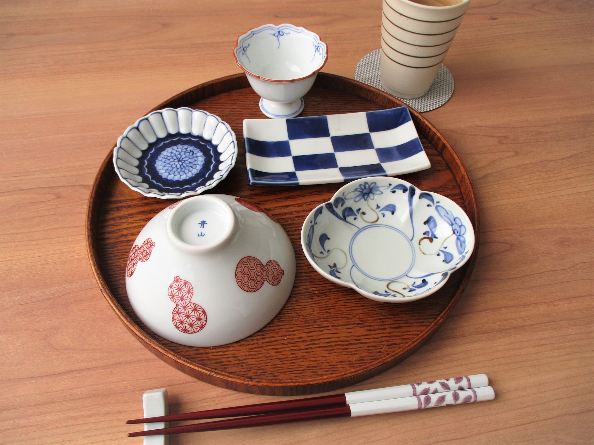 有田焼菊紋金襴手大皿 10客 ※バラ売り・アソート売り可 菊紋丸菊花型手塩皿【有田焼】 | 有田焼や心器