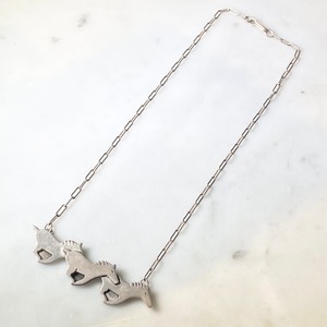 HERMAN VANDEVER silver pendant necklace “three horses”