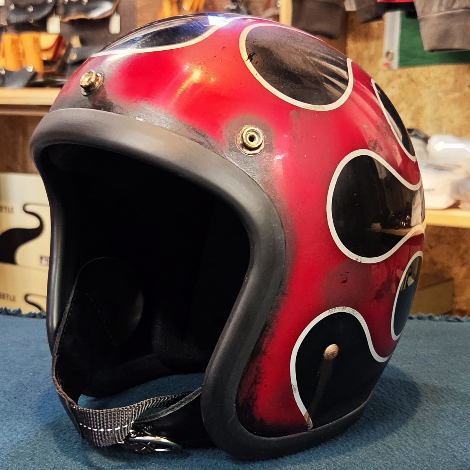 [サイズ変更無料]オーシャンビートル　Lac カスタムペイント　ヘルメット 一点限り【aging paint helmet.21】OCEANBEETLE LAC ※サイズ変更可能