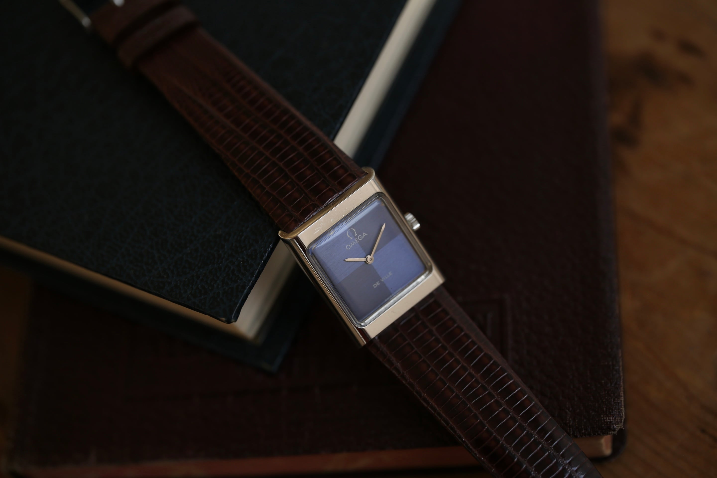 OMEGA】1973年製 デヴィル レクタンギュラー チェッカーフラッグ OH