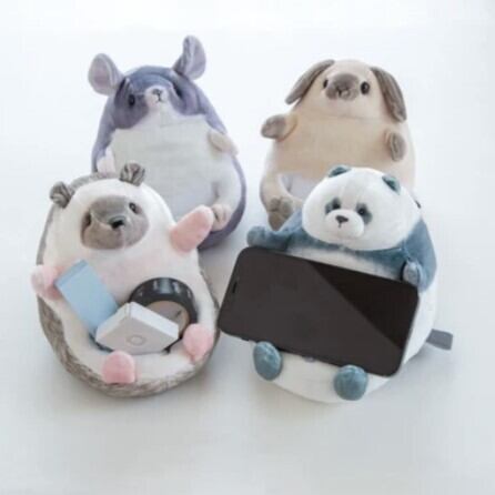 スマホスタンド かわいい ぬいぐるみ 可愛い おしゃれ キャラクター 卓上 スマホ 立てる スマホ置き スマホホルダー スマホ立て 横置き 縦置き 携帯置き 動物 つまんでアニマルズ プレゼント ビスク BISQUE 7077TND00/ 7077TSU04 Bq060