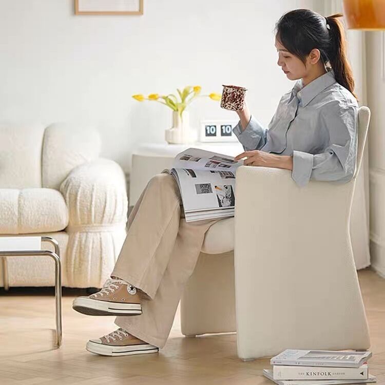 ダイニング チェア ラグジュアリー エルゴノミクス ベルベット調