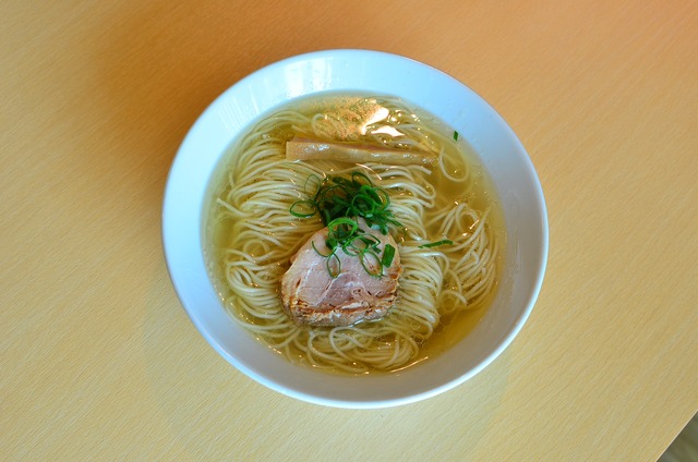 お醤油らーめん
