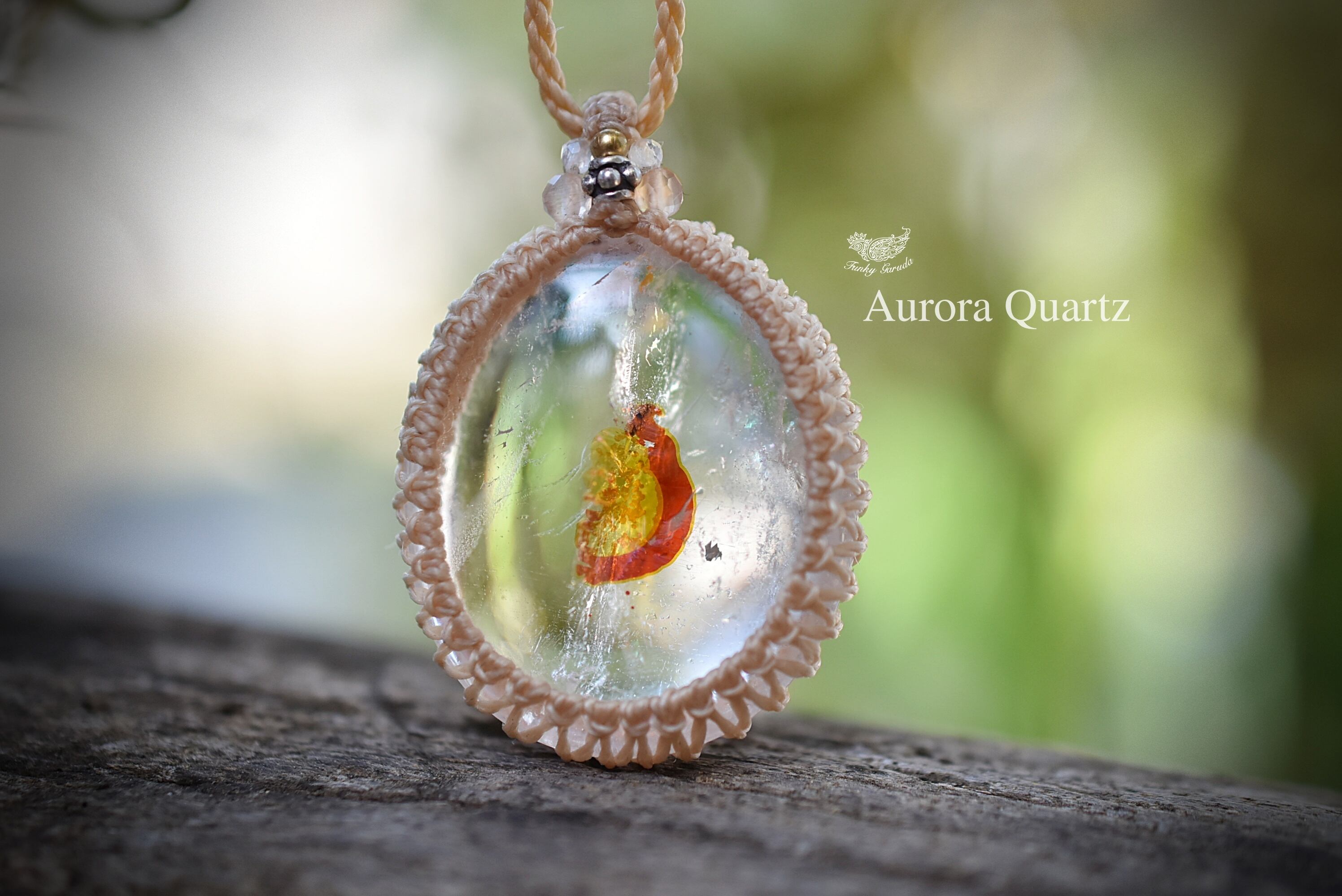 鮮やか★大粒★レインボー★オーロラクォーツ マクラメペンダント992