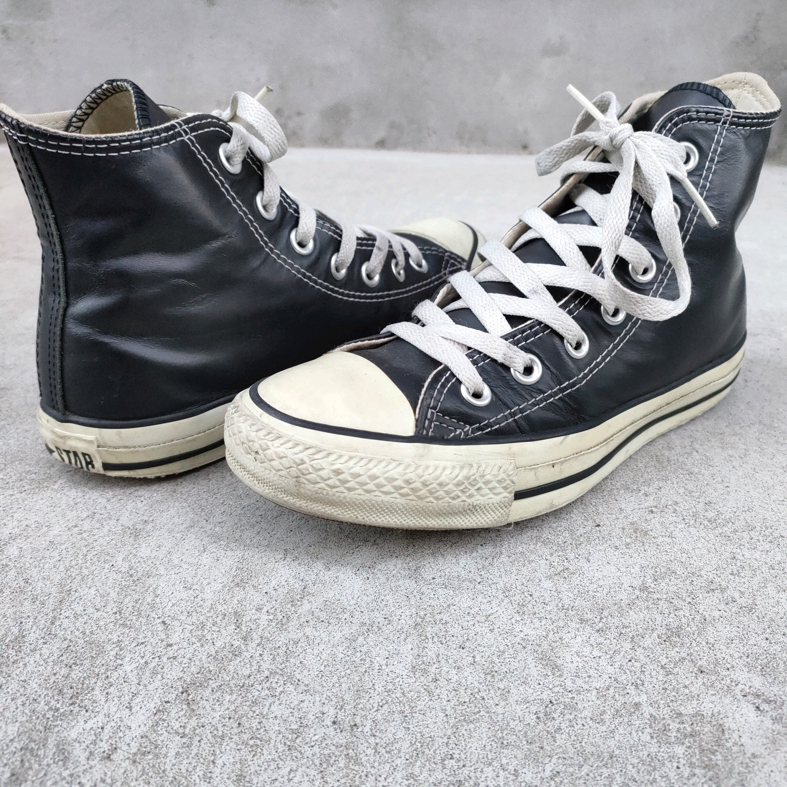 除菌&保革済み/定番】コンバースCONVERSE/18616/LEATHER ALL STAR HI