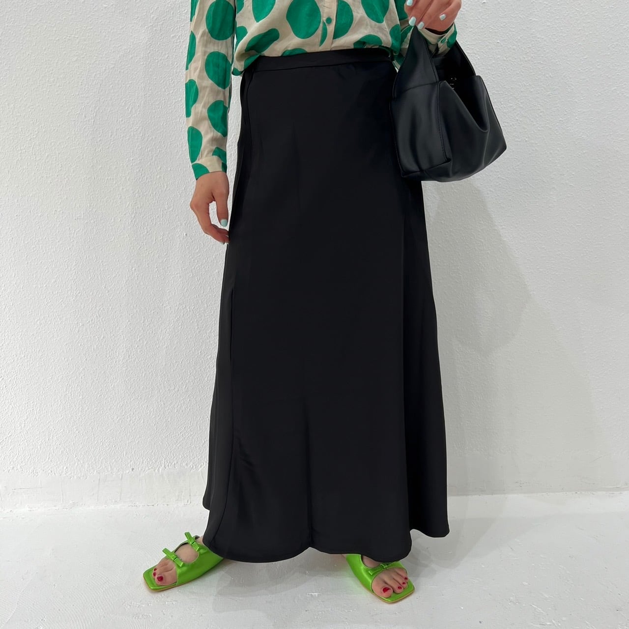 サテンロングスカート_LN02226