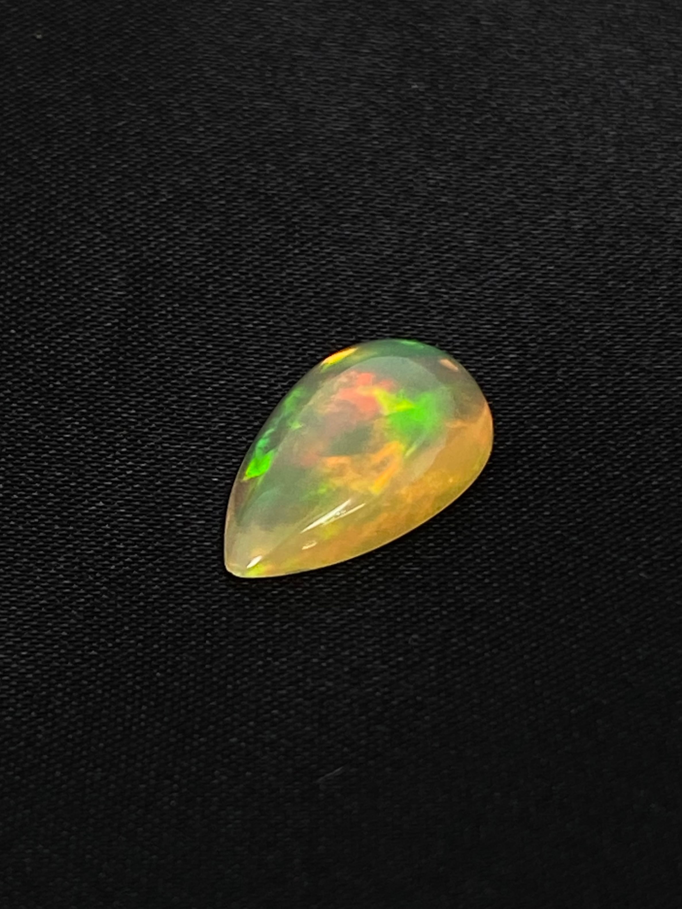オパール 3.796ct ルース | シークレットベースジュエリー Secret Base