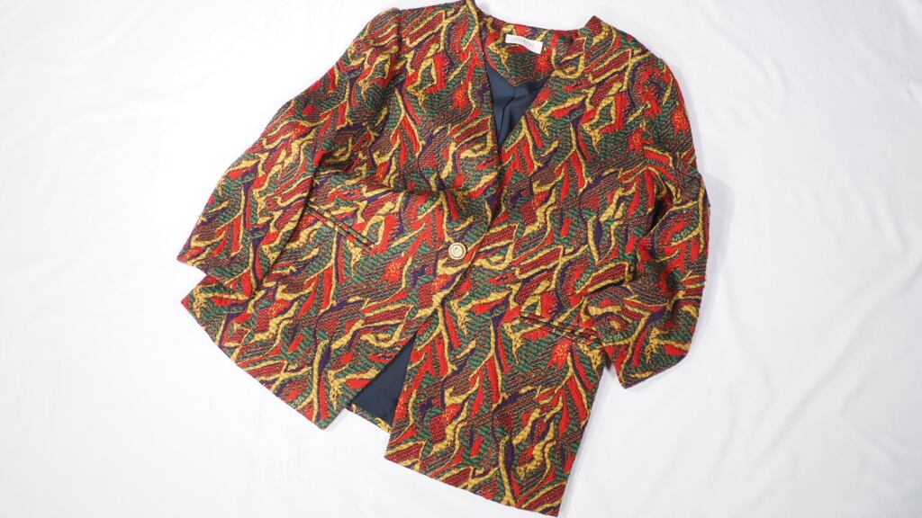 畝り-Furrow psychedelic color Embbossed Design jacket