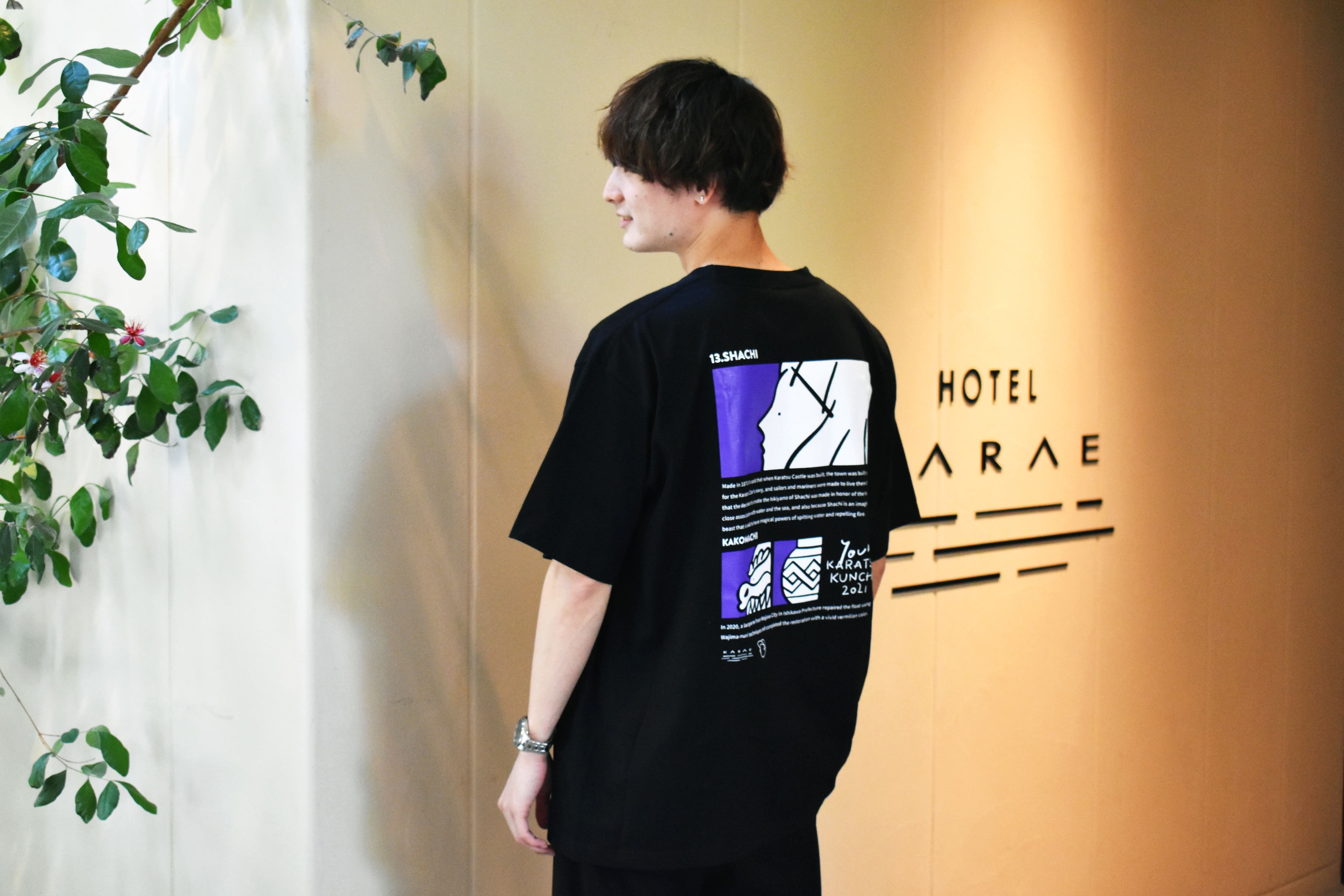 KARAE × Rooo Lou】5番曳山・鯛 Tシャツ／YOU&KARATSUKUNCHI | KARAE SHOP