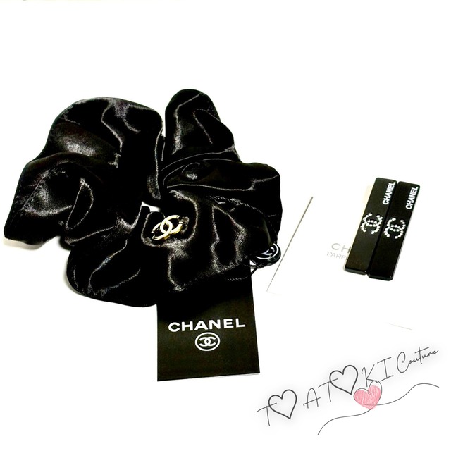 ノベルティ】New✨️♡CHANEL♡ ブラックチェーンウォレット | T♡AT