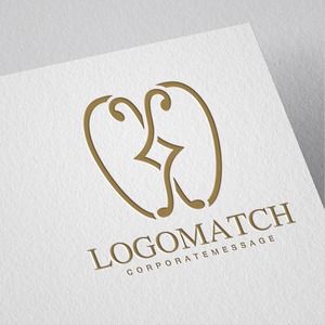 美しく輝く上品な歯のロゴ