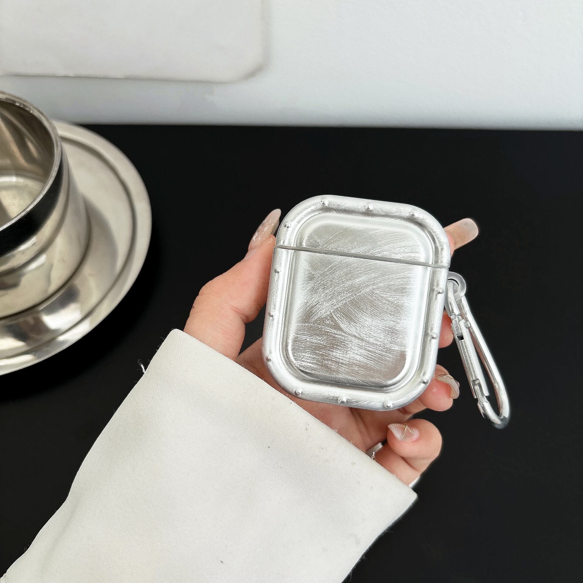 AirPods max 専用ケース 蝶々 羽 メタル 銀 新しい Airpod MaxCase