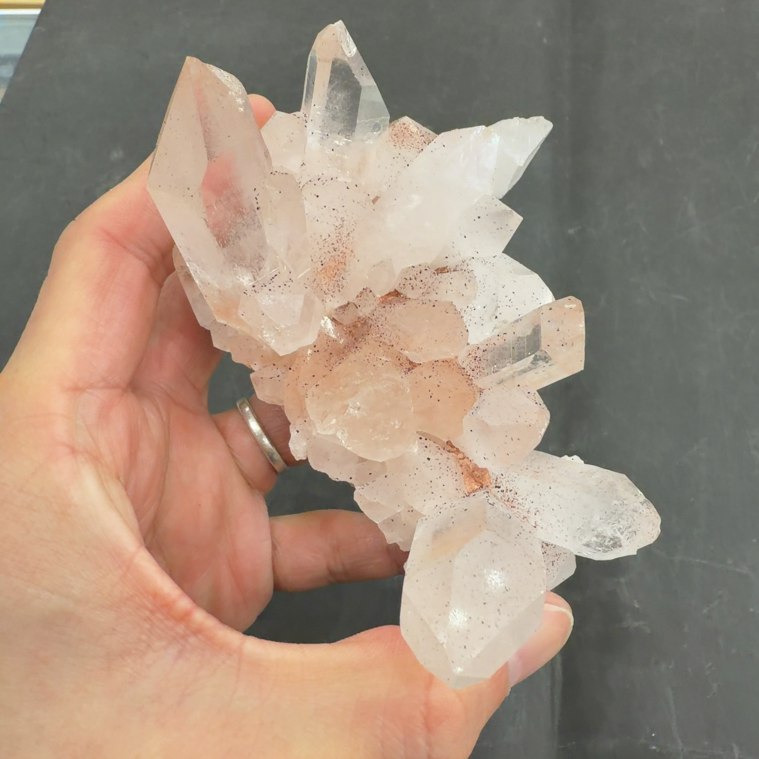 ヒマラヤ マニカラン産サマディークォーツクラスター 水晶