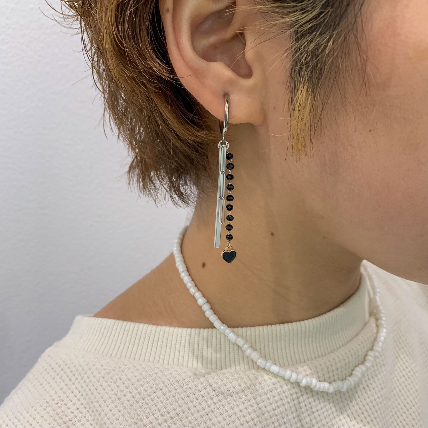 シルバースティックとミニハートの〈ピアス/イヤリング〉 Dua-アクセサリーパーツショップ