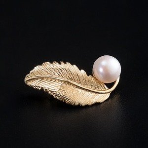 羽のブローチ　パール　SILVER　0241