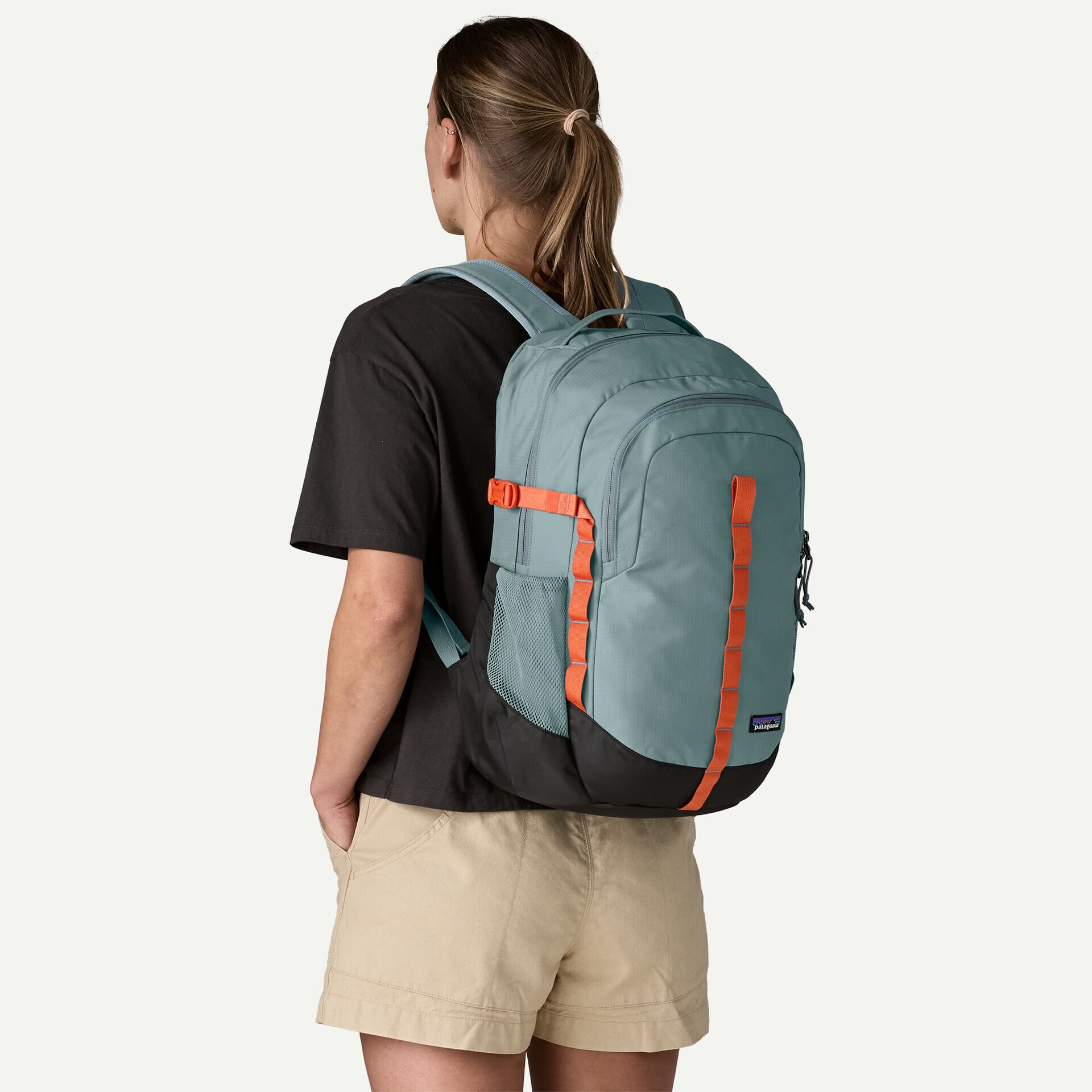 2026 NEW MODEL パタゴニア レフュジオ・デイパック 26L Blue Sage