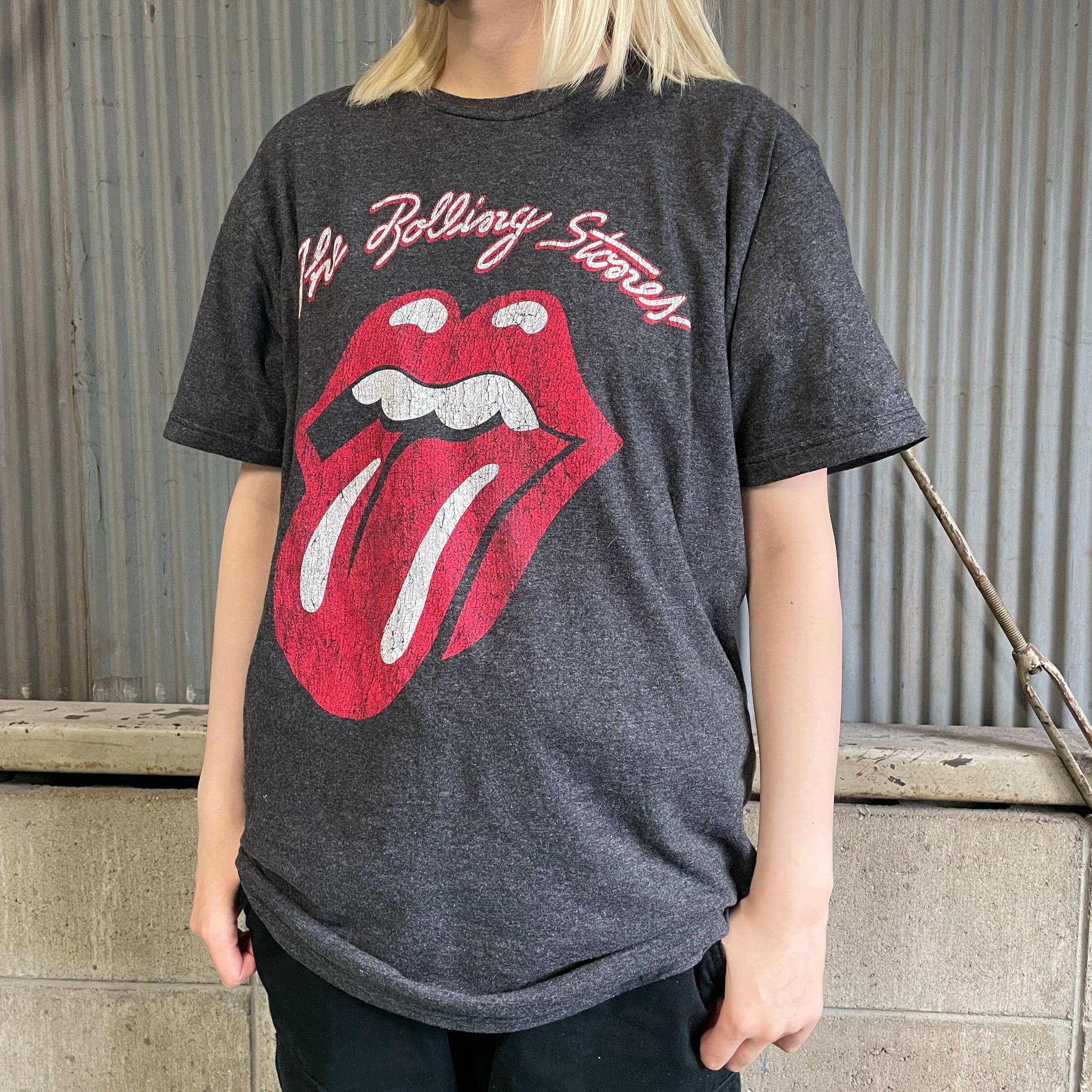 The Rolling Stones ローリングストーンズ プリント バンドTシャツ メンズL 古着 グレー  バンT【Tシャツ】【FSS2308-50b】 cave 古着屋【公式】古着通販サイト