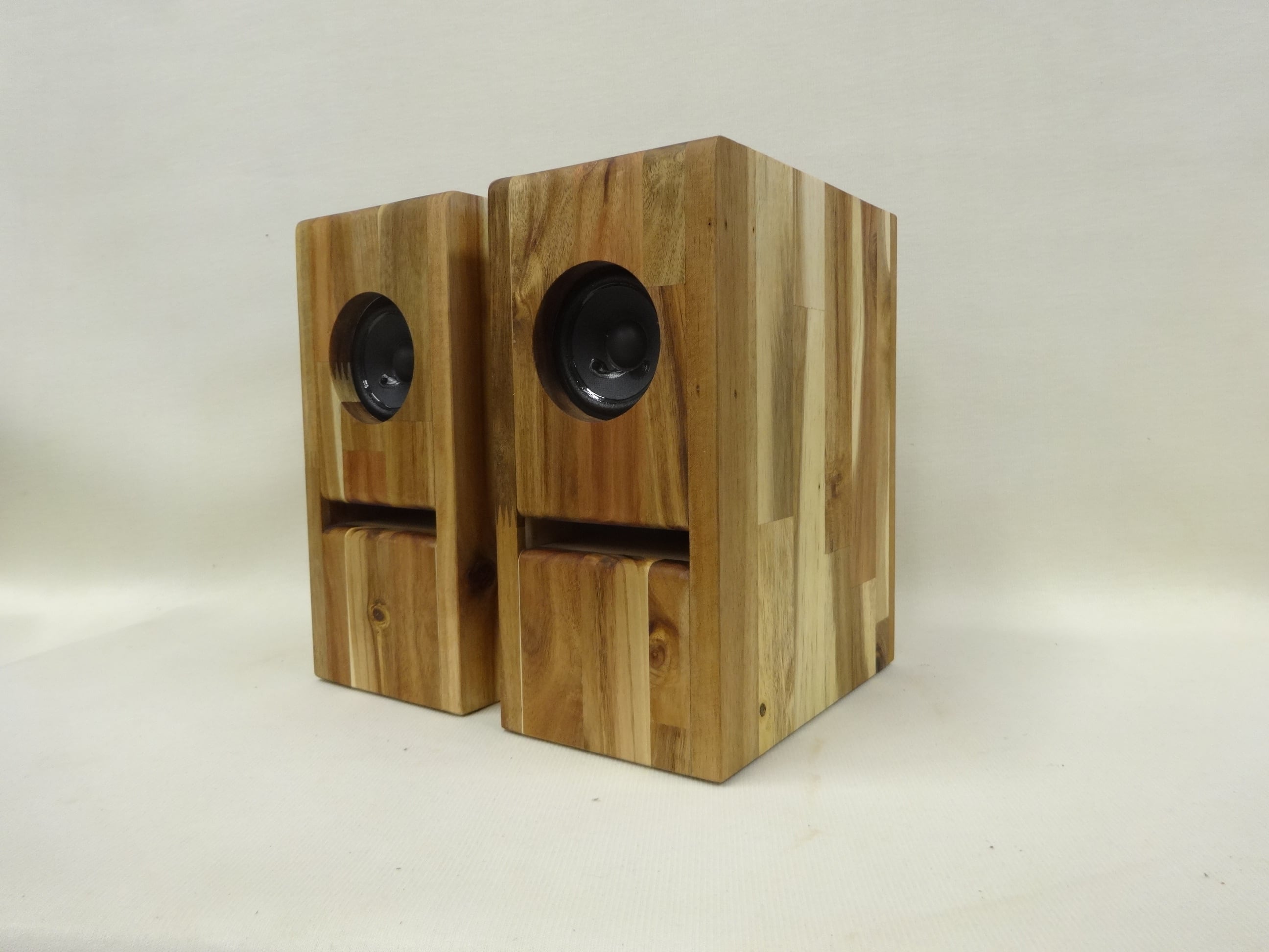 K O N O C O woodworks