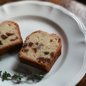いちじくのブランデーパウンドケーキ　ハーフサイズ(焼き菓子・ギフト・プレゼント・クリスマスギフト)