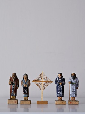 アイヌ　木彫人形 set 【込】