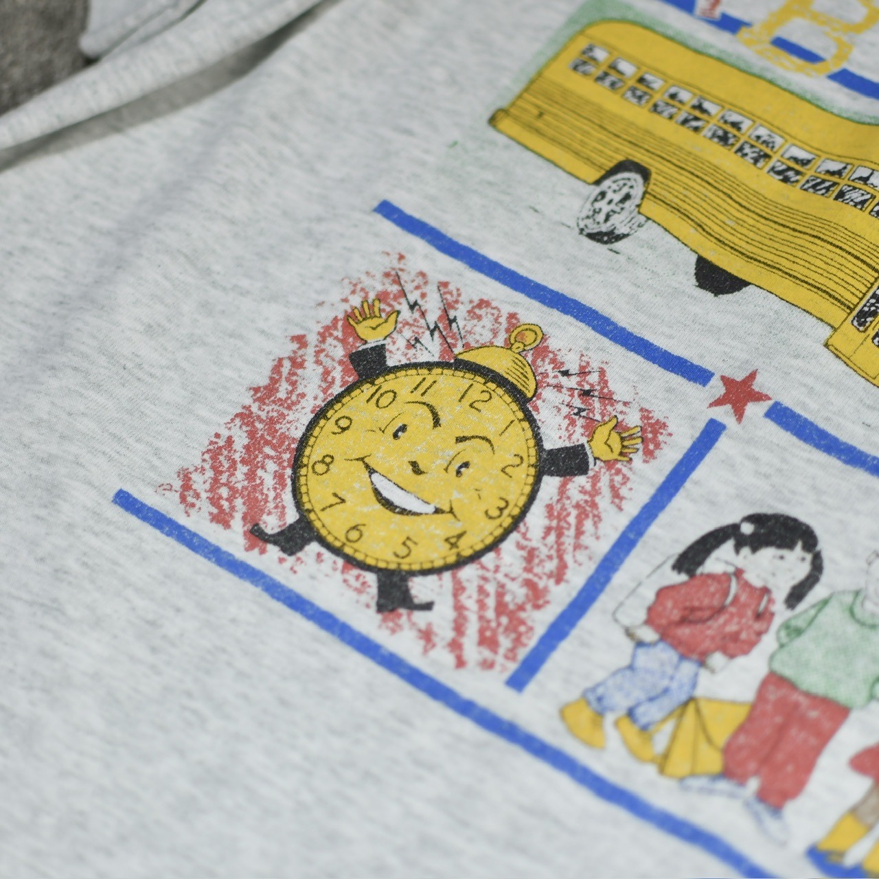 90's heartfelt print tee