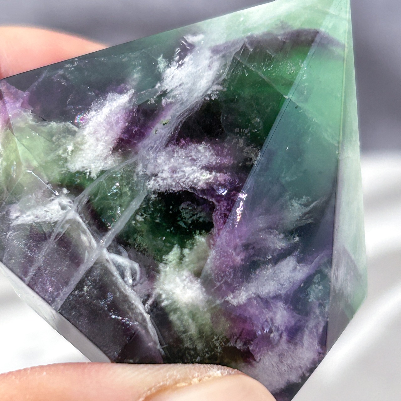 エンジェルフェザーフローライト ピラミッド