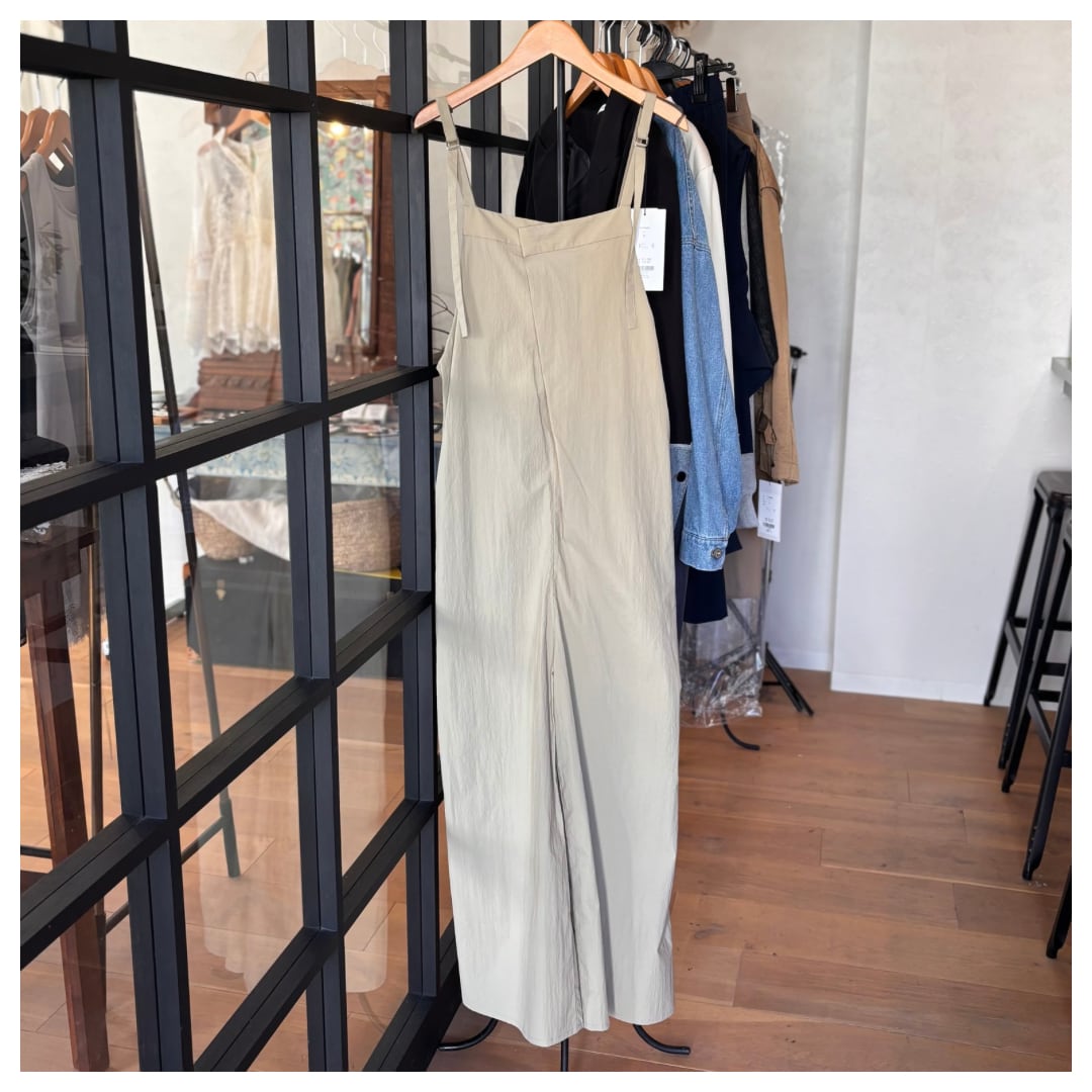 【CLOCHE】フロントデザインサロペット