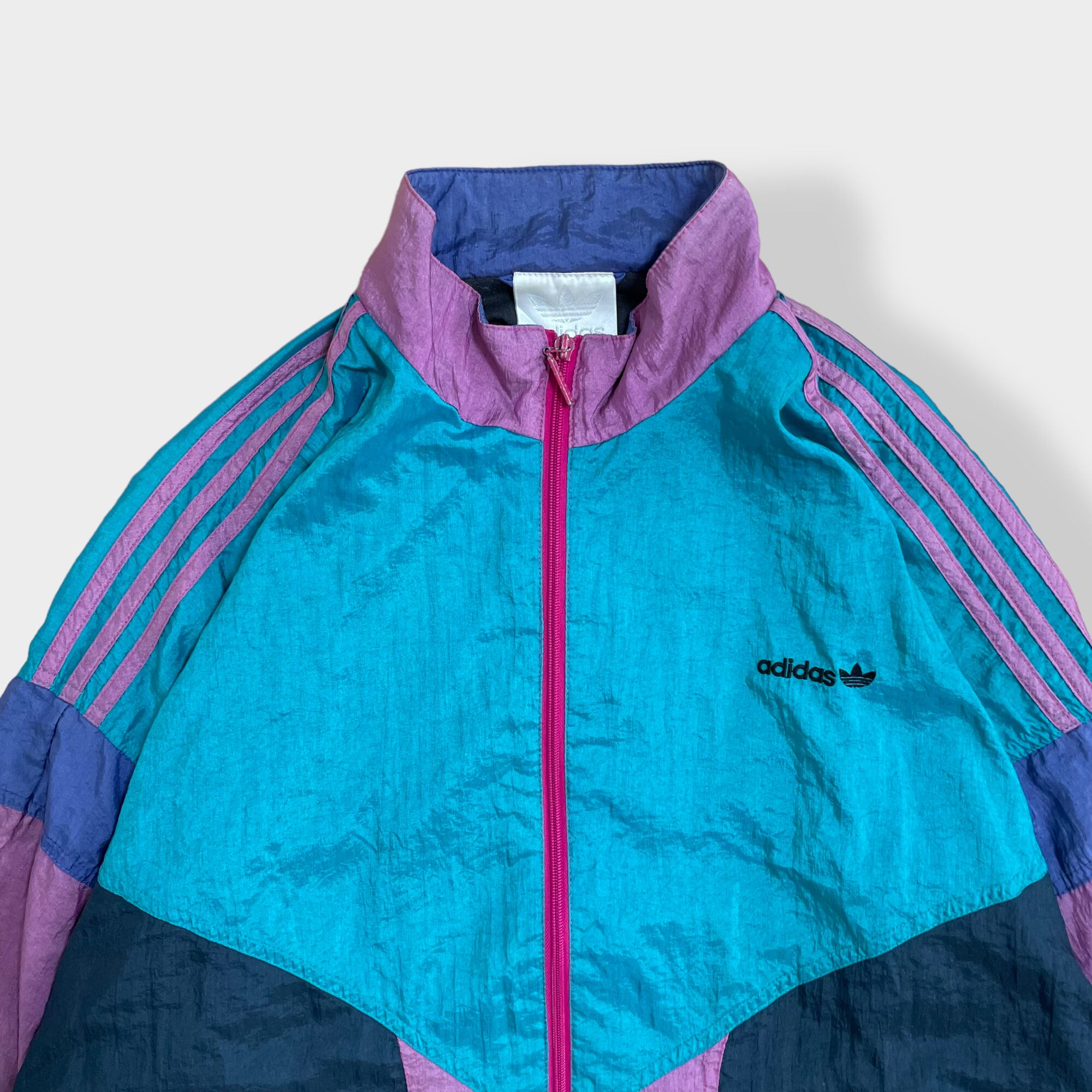 幸服屋アイテム一覧80s adidas アディダス  銀タグ  ナイロンジャケット マルチカラー