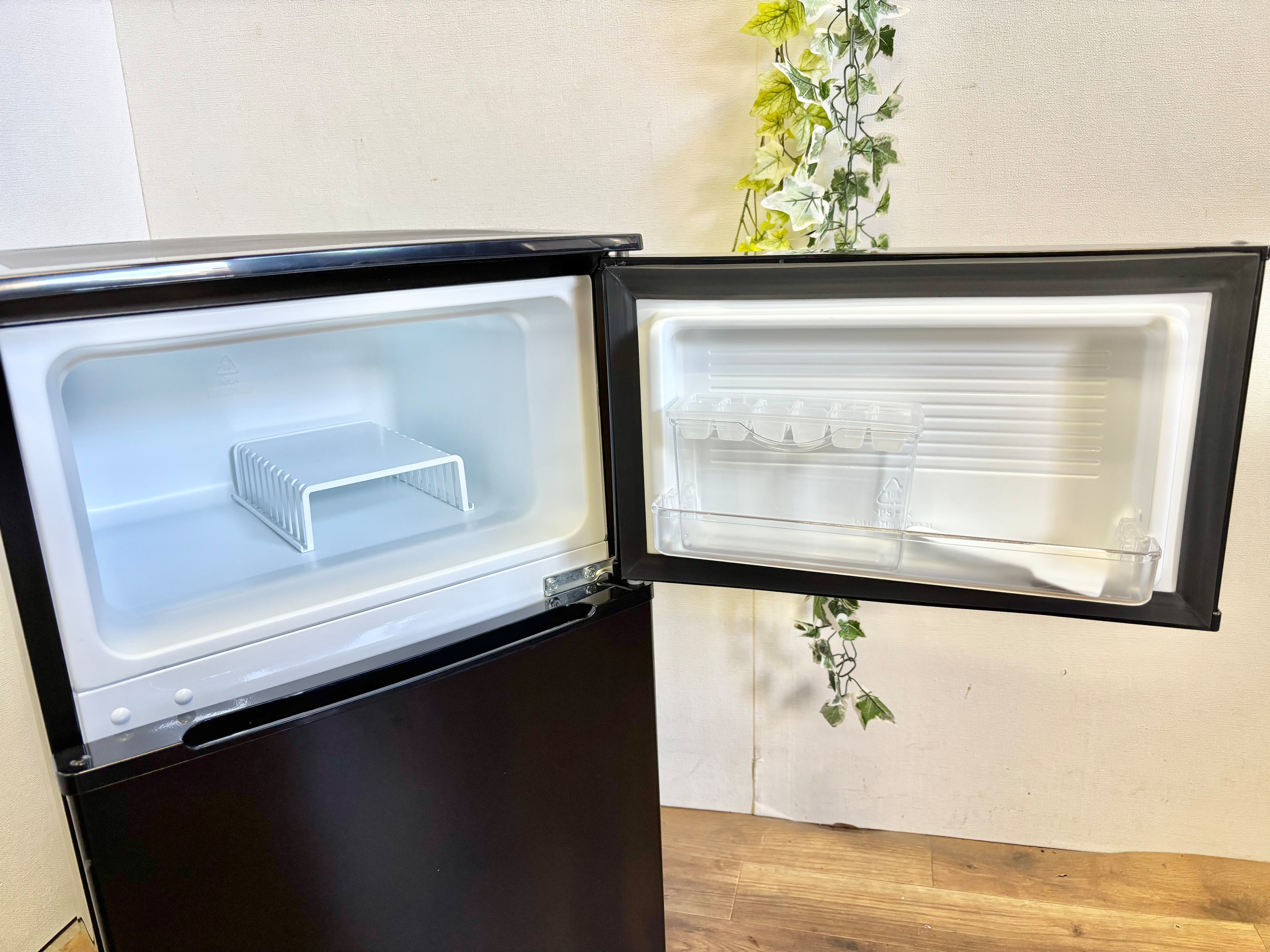 2026年製☆comfee 90L ノンフロン冷凍冷蔵庫 | 【オンラインショップ