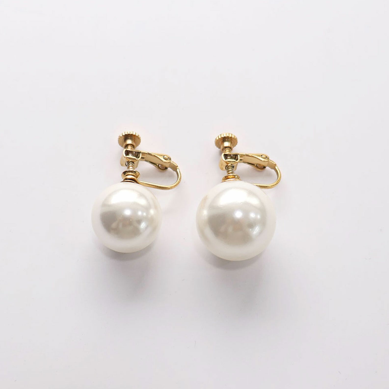 【SELECT】サージカルステンレス/大ぶりパールイヤリング ねじ式 金属アレルギー対応 韓国製