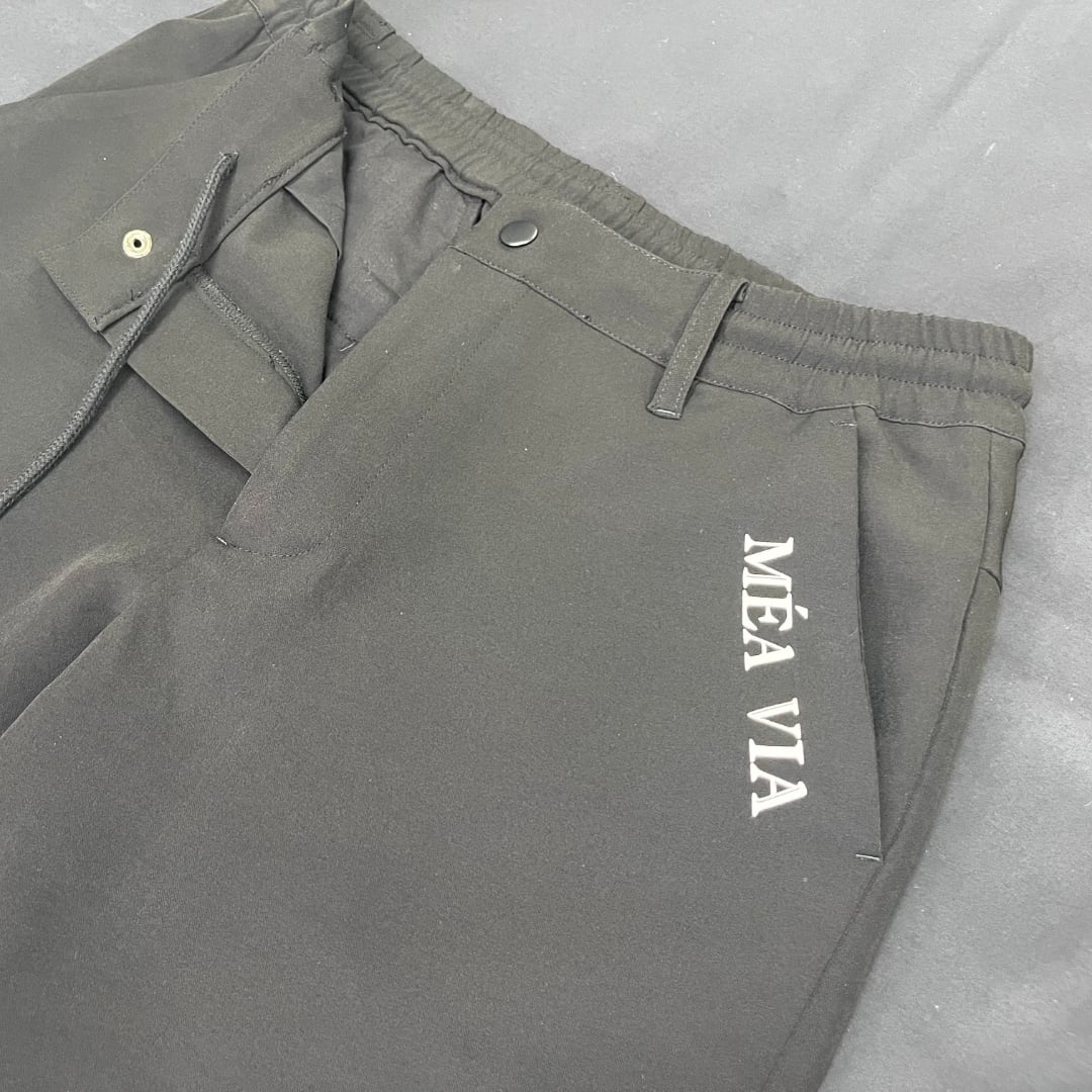 メンズブラックタイトパンツ（オータムコレクション） | MEA VIA / メアヴィア 【ゴルフウェア】